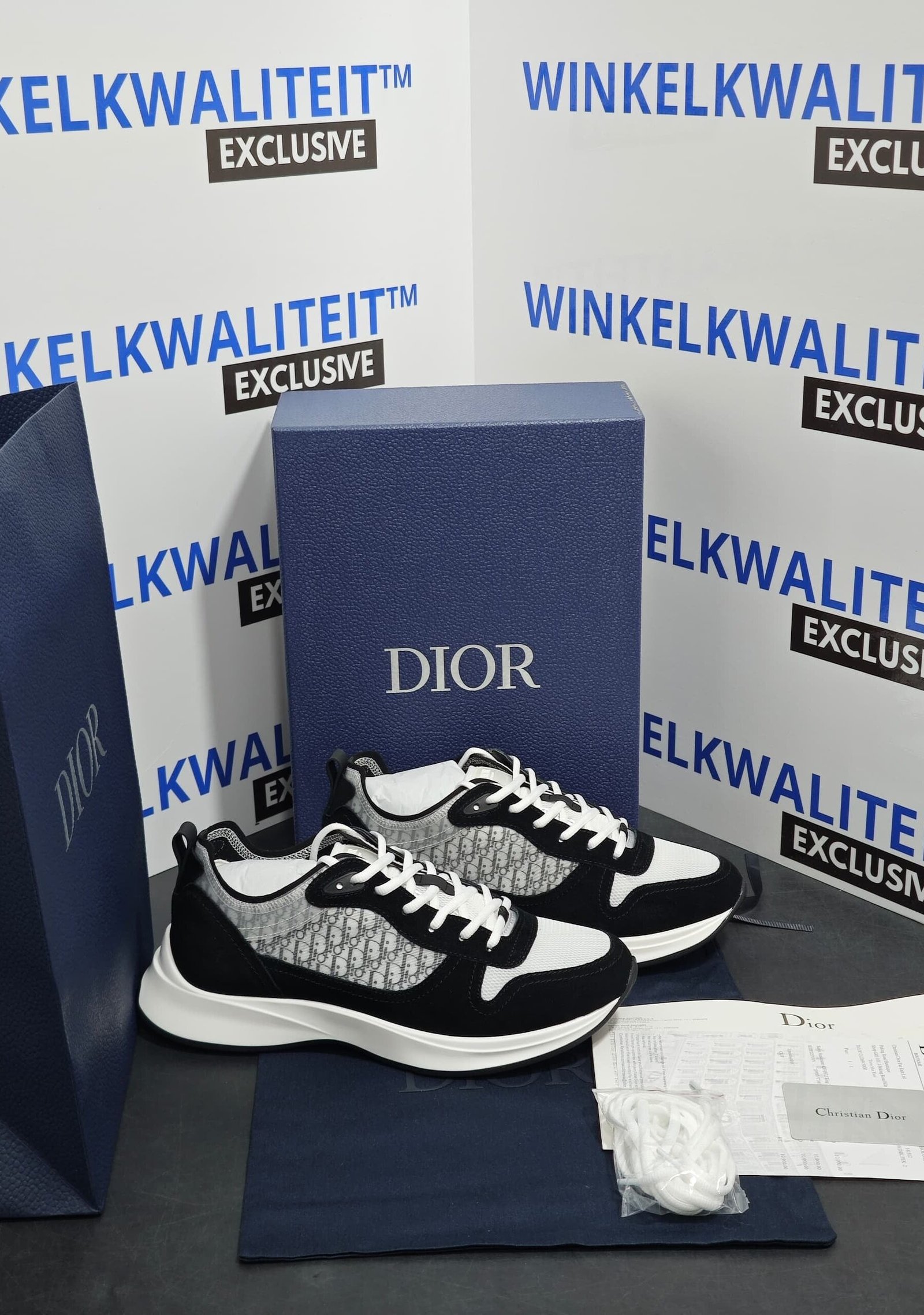 Christian Dior B25
